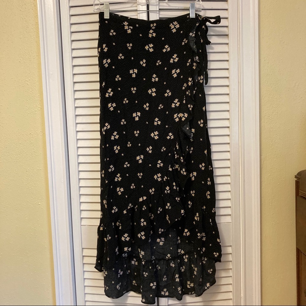 American Eagle wrap skirt